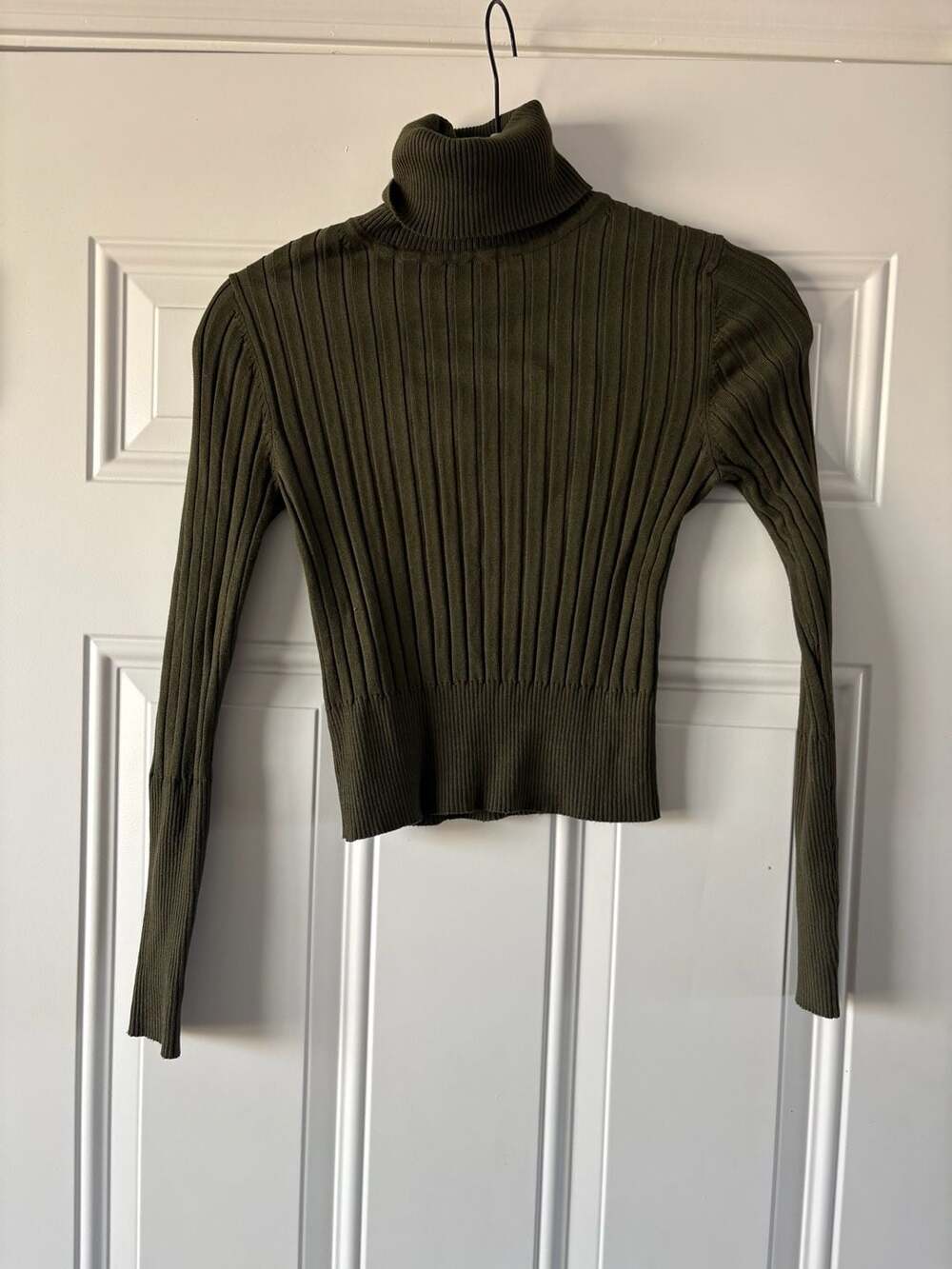 Zara Ribbed Turtleneck Sweater Olive Green Size M
